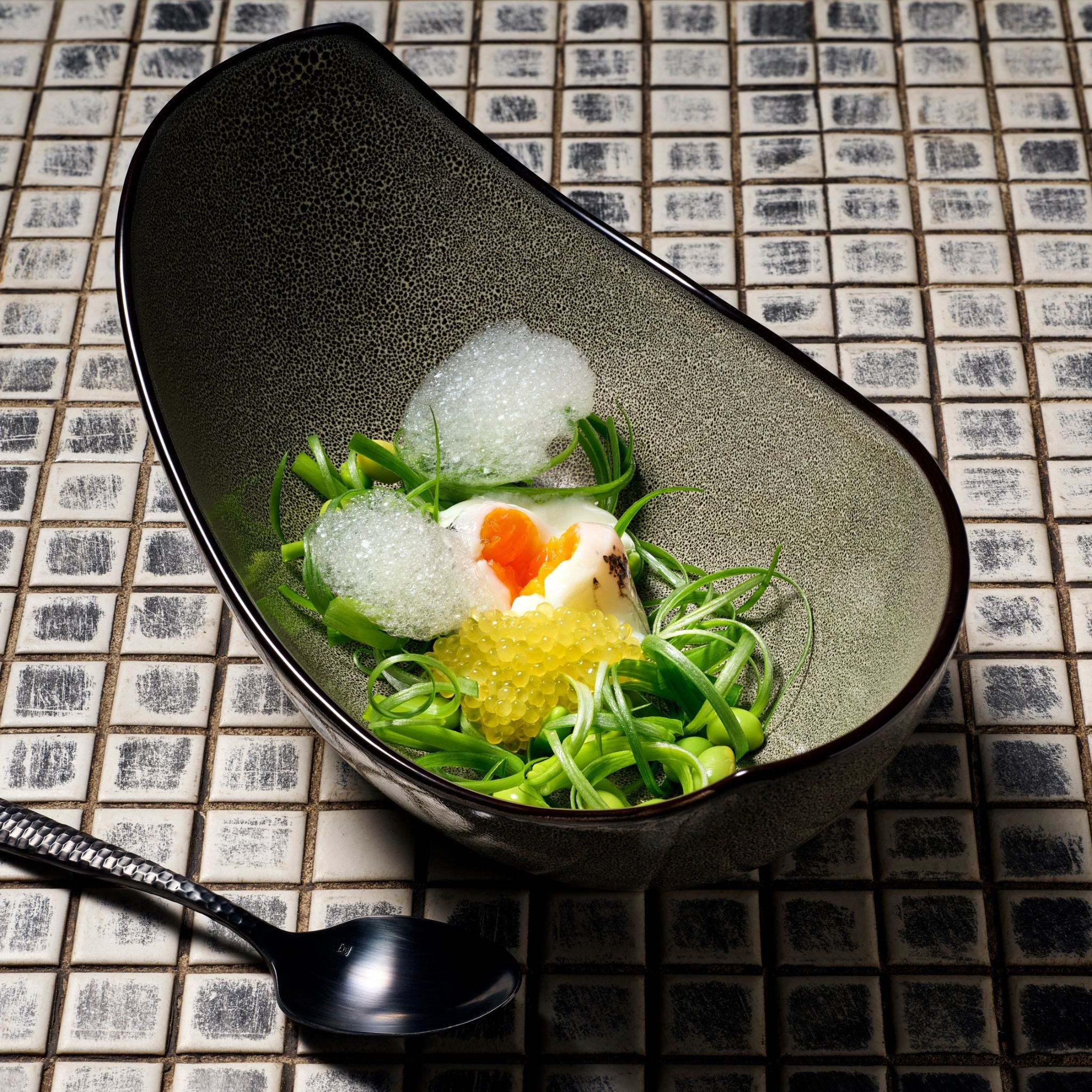 ルッカ ファセット ブラック / テーブルスプーン