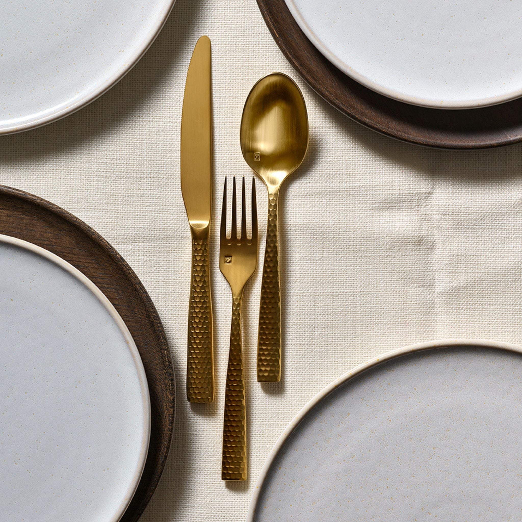 ルッカ ファセット ゴールド / デザートナイフ